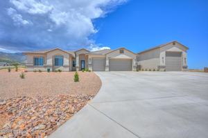 featured image of 6321 E Red Oak Cir