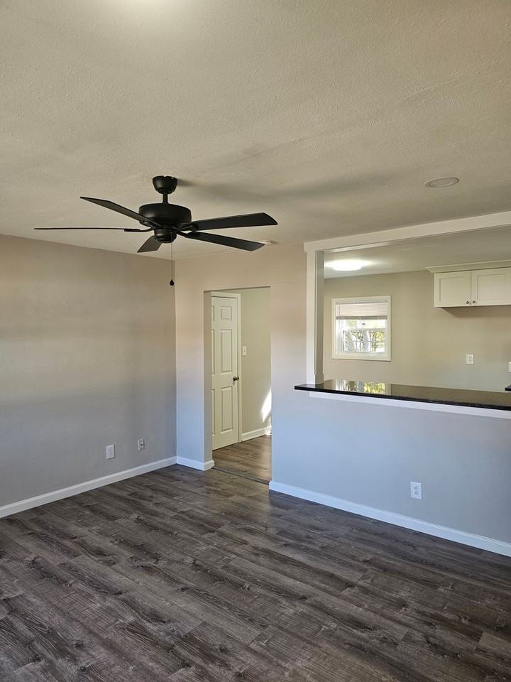 3931 Port Rd - Photo 2 of 26