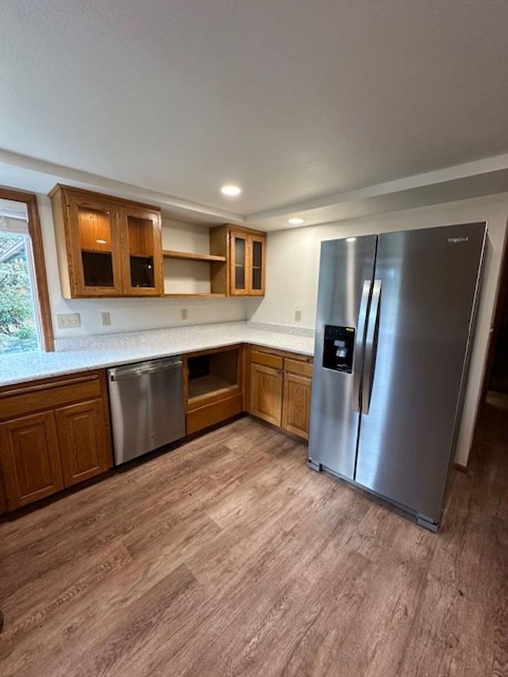 23601 Labare Rd - Photo 3 of 32