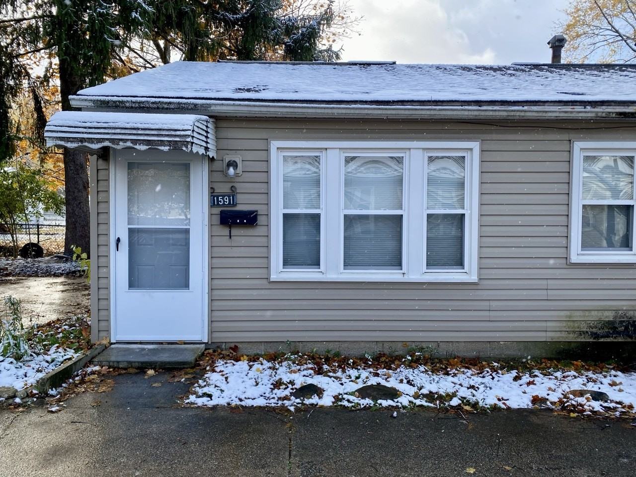 1589 Breiding Rd #1591 - Photo 2 of 15