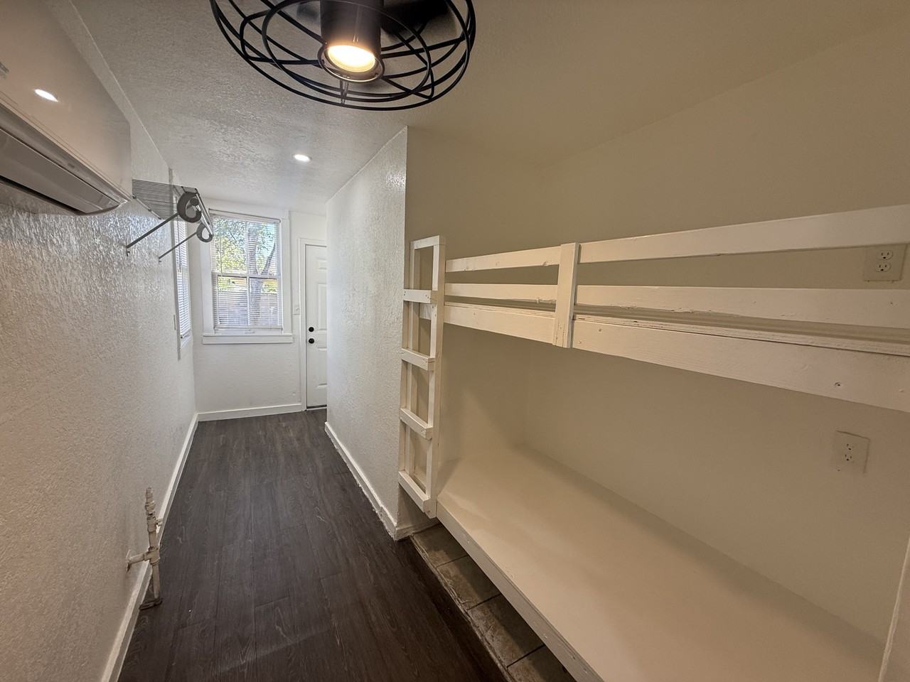 244 Benita St #244 - Photo 6 of 9