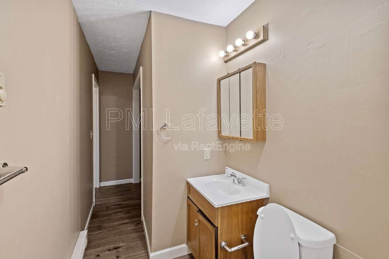 206 W Oxford St - Photo 3 of 12