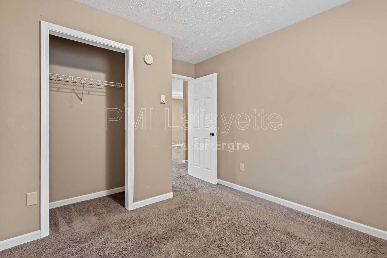 206 W Oxford St - Photo 5 of 12