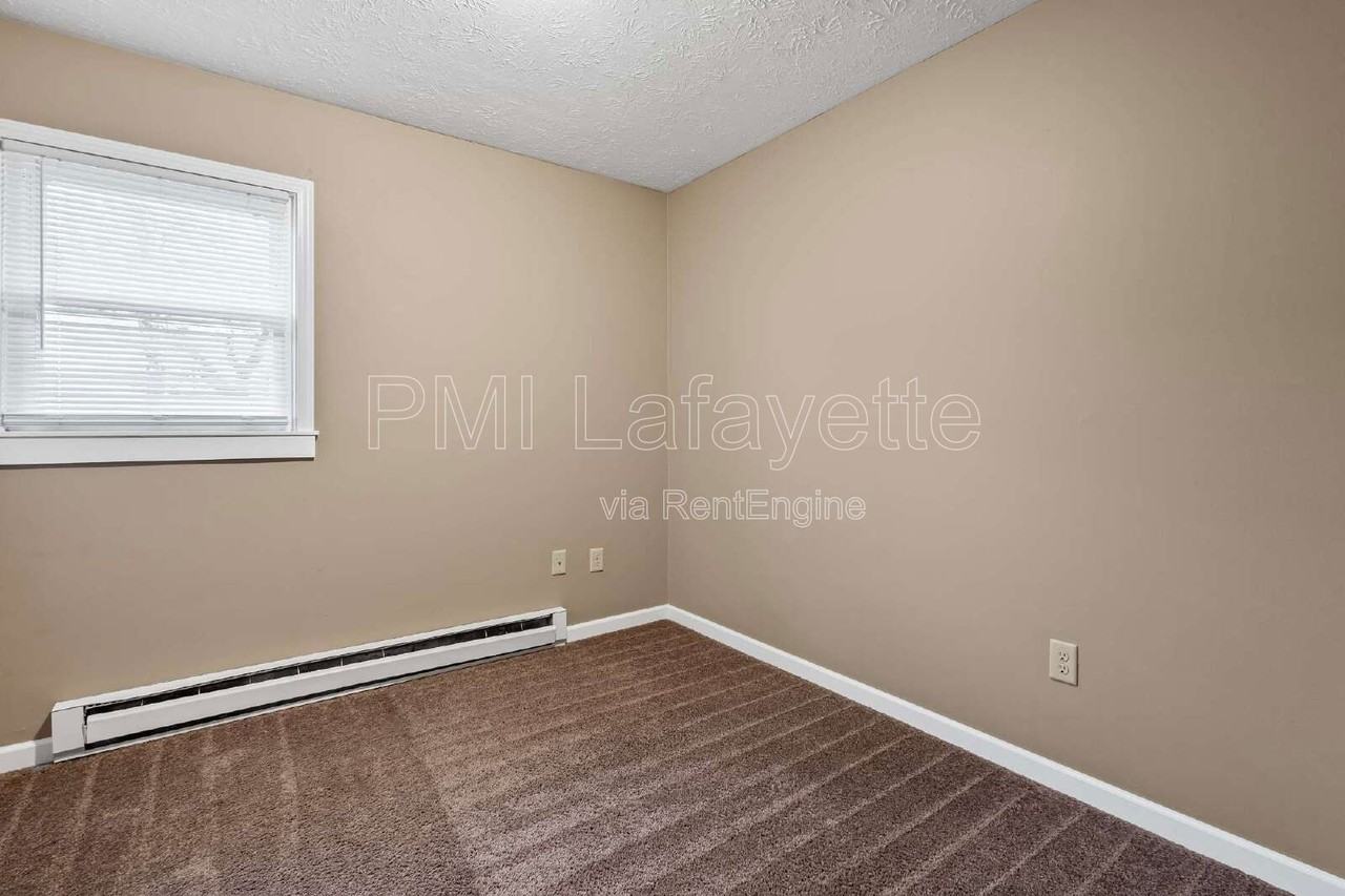206 W Oxford St - Photo 7 of 12