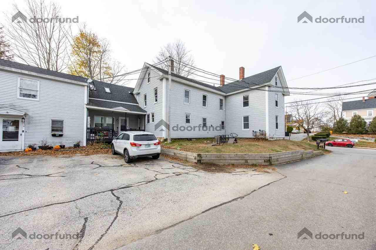 9 Carroll St #1 - Photo 7 of 50