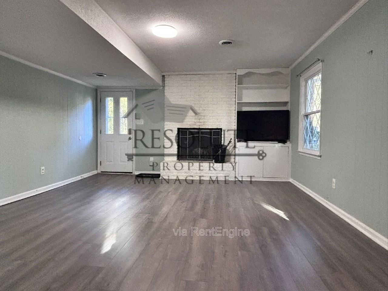 1200 Brucemont Dr - Photo 4 of 26