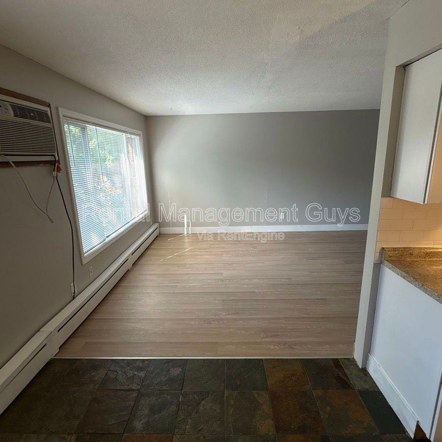 3520 12th Ave S #2 - Photo 5 of 17