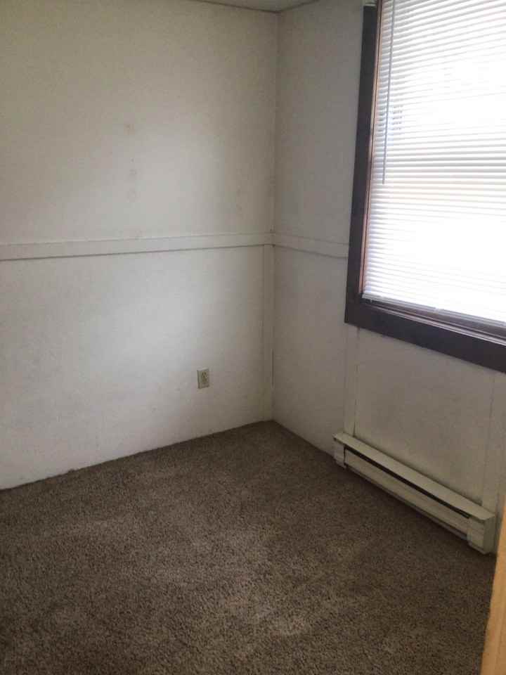 1017 E Broadway St #C - Photo 3 of 8