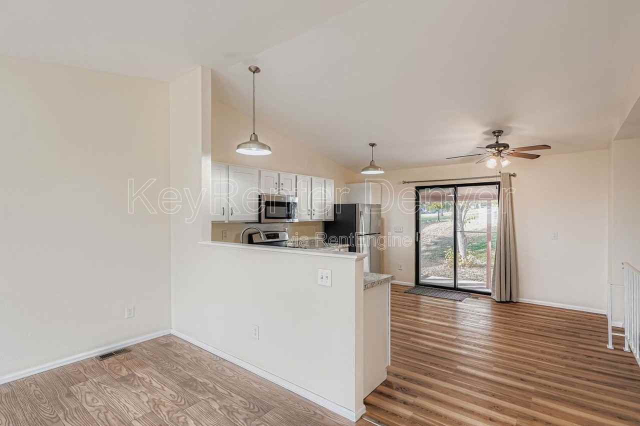 7421 Harlan Way - Photo 4 of 12