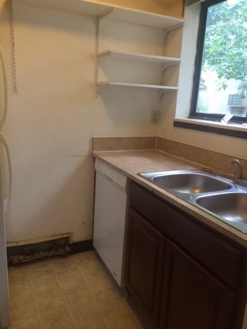 2525 Spruce St #2 - Photo 3 of 14