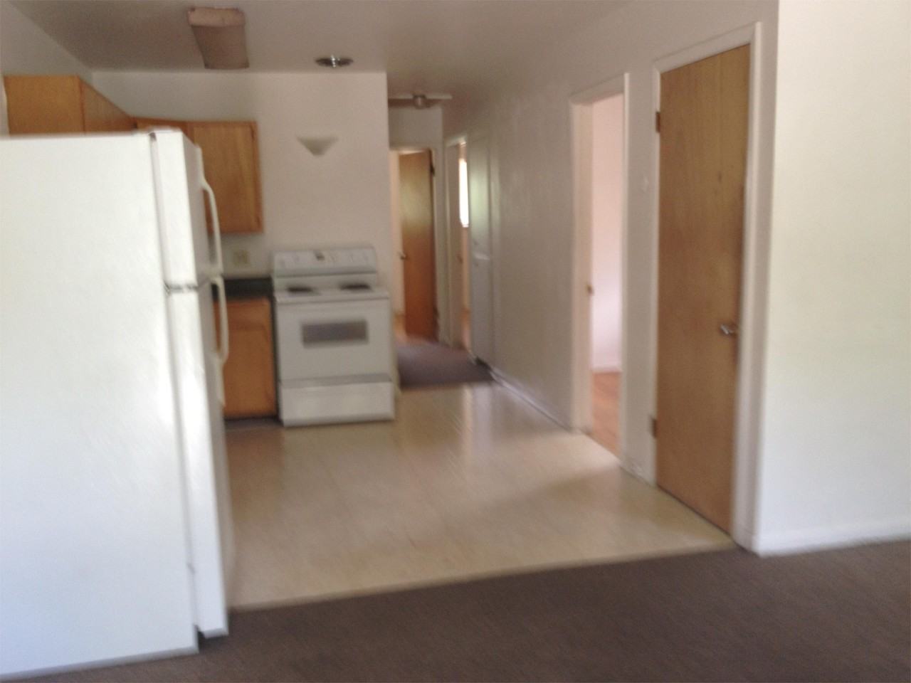 800 30th St #A - Photo 6 of 9