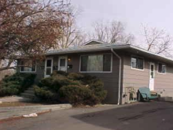 800 30th St #A - Photo 4 of 9