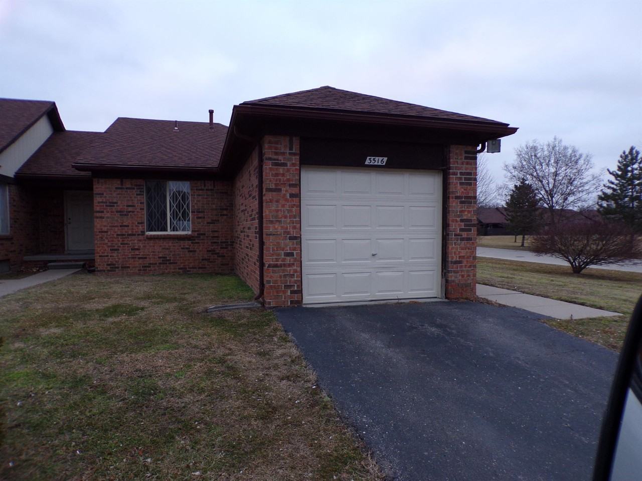 3755 Heritage Pkwy #3755A - Photo 6 of 9