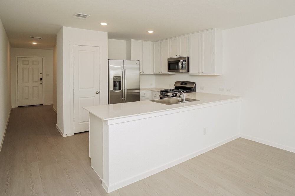 1858 Musk Rose - Photo 6 of 16