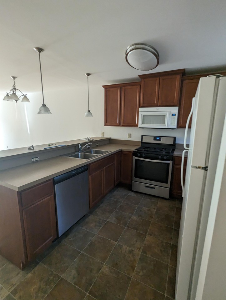 33 E 22nd St #1 - Photo 7 of 10