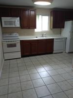 featured image of 211 S Greenbriar Rd