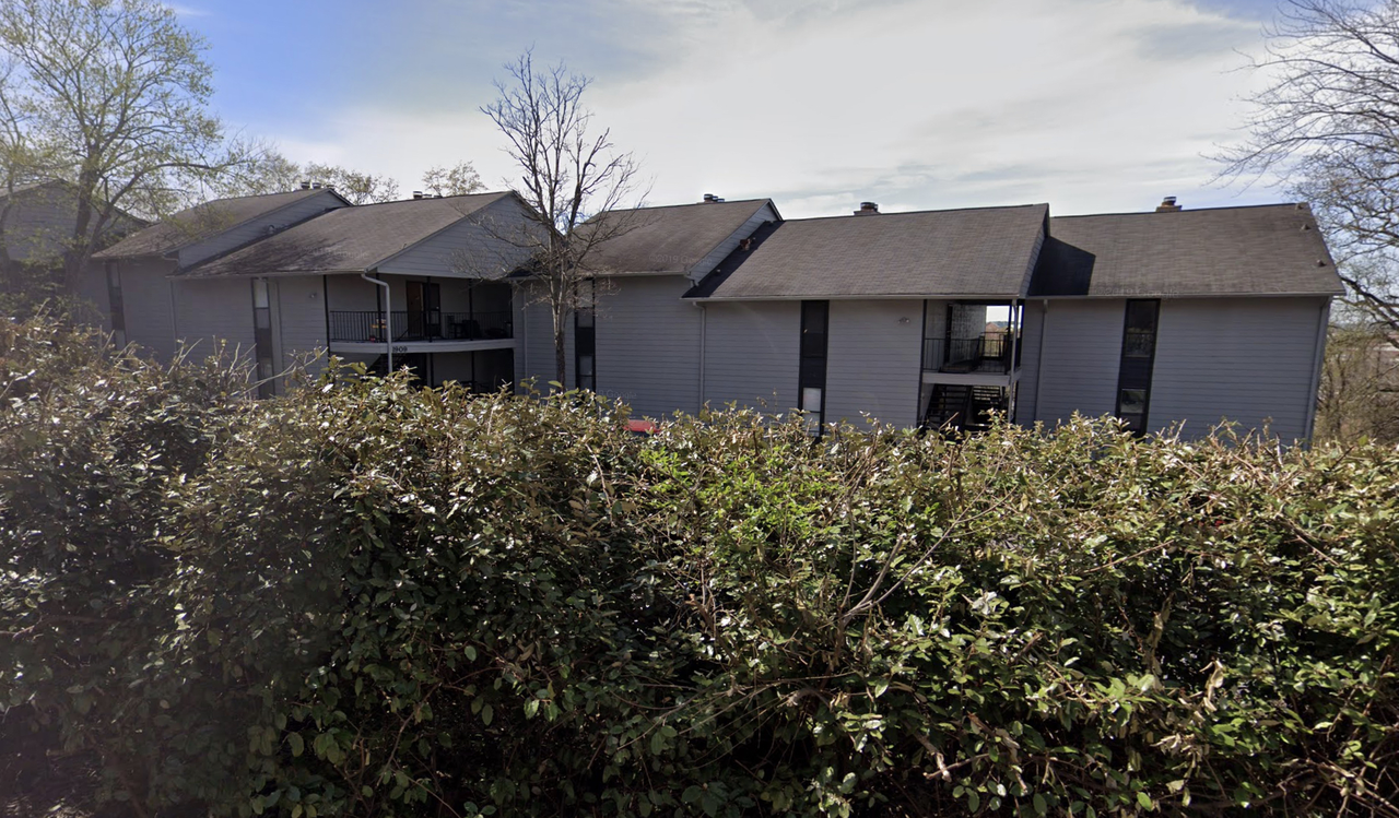 1913 16th Ave S #1 - Photo 2 of 10