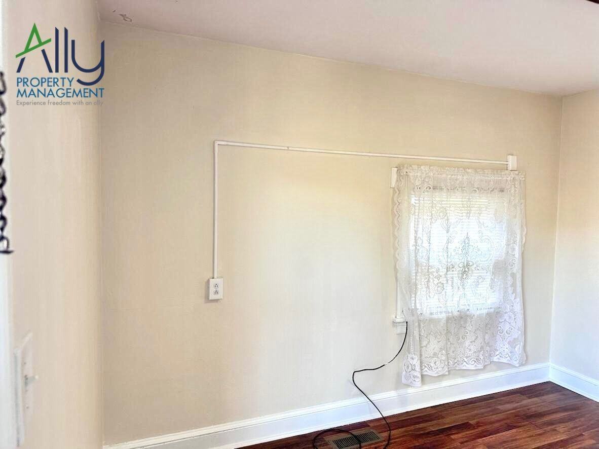 648 Ivy Hill Lane #10 - Photo 3 of 10