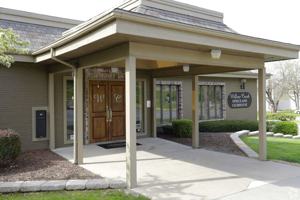 featured image of 201 W 99th Ter