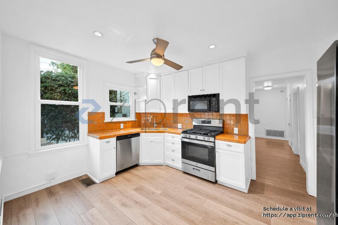 5160 San Vicente Boulevard - Photo 6 of 19