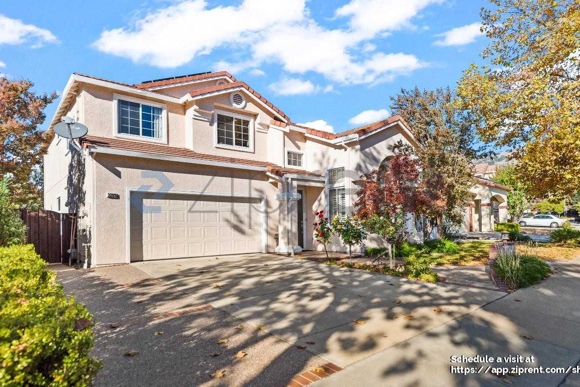 3289 Monte Verde Ln - Photo 2 of 9