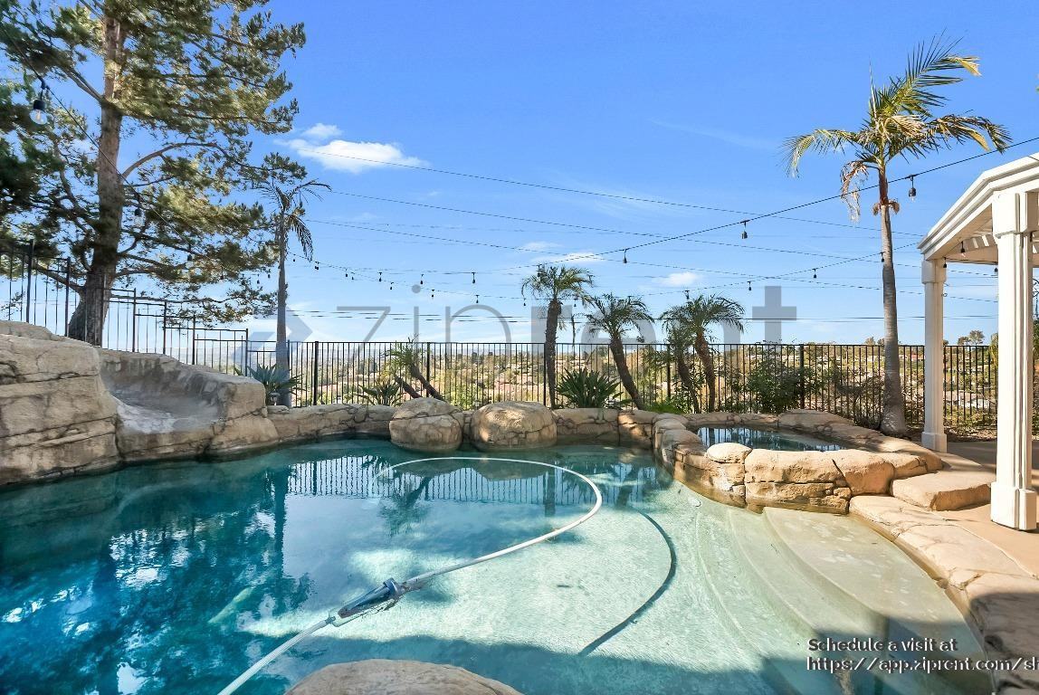 23689 Castle Rock - Photo 7 of 40