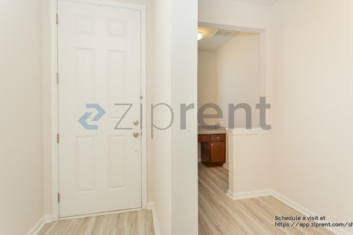 152 Cedar Elm Way - Photo 5 of 31