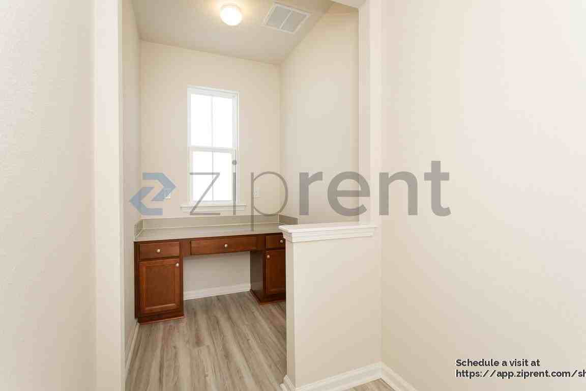 152 Cedar Elm Way - Photo 6 of 31