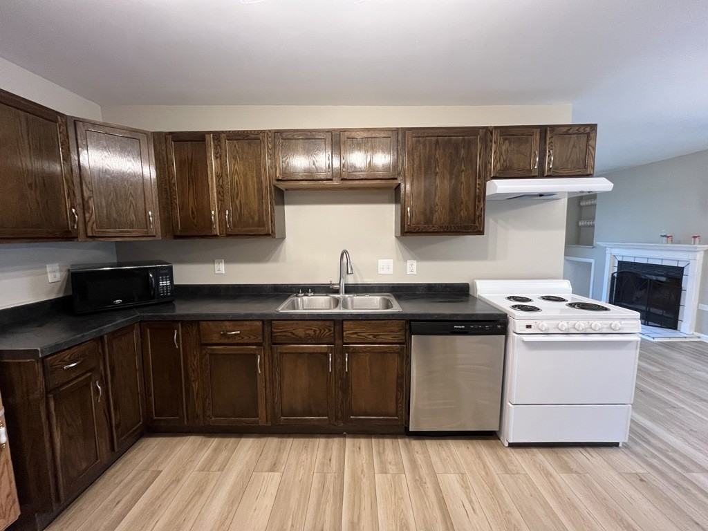 1602 S Grant Ave - Photo 7 of 20