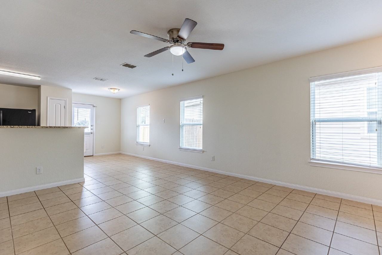 12315 Fish Hook - Photo 5 of 31