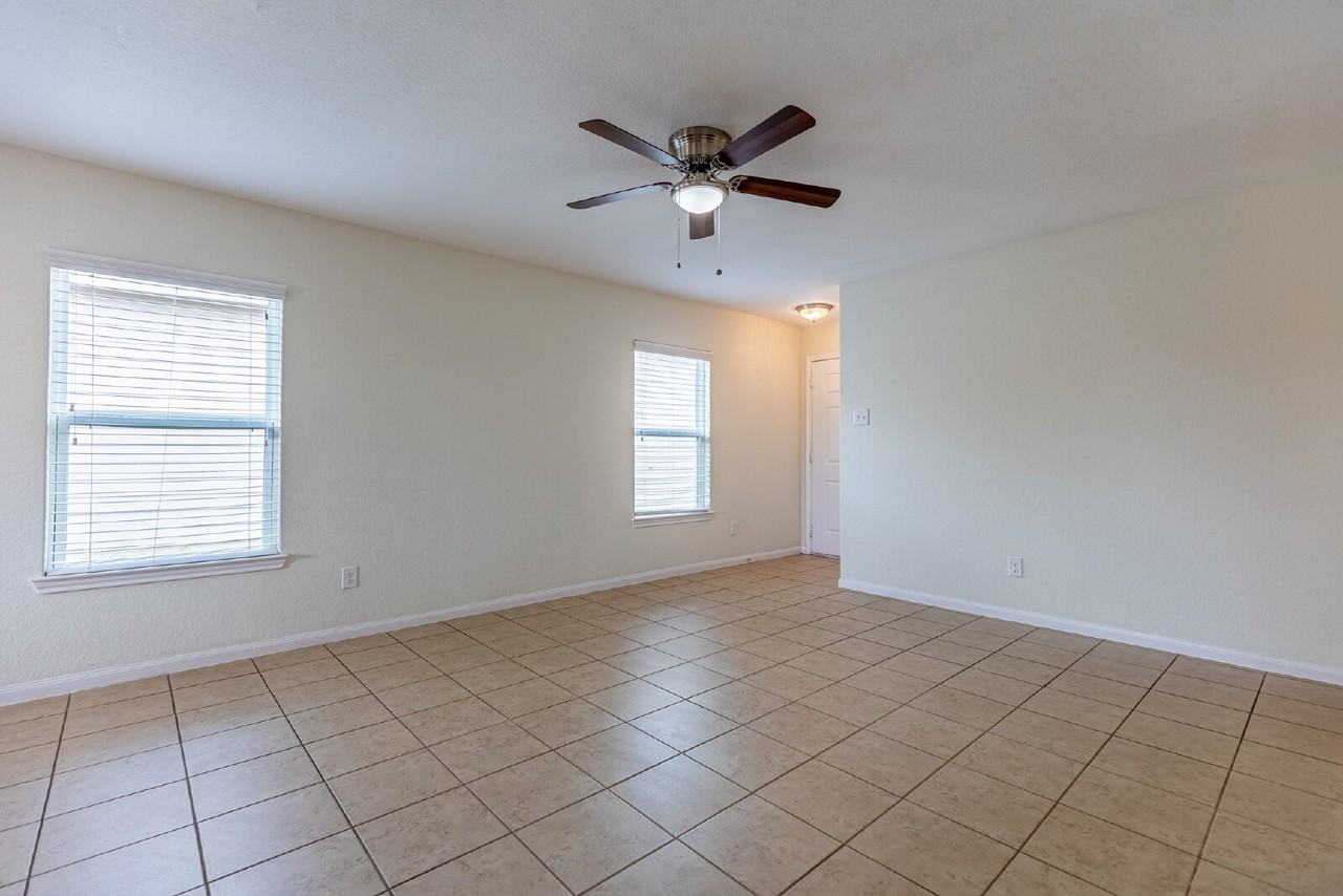 12315 Fish Hook - Photo 6 of 31