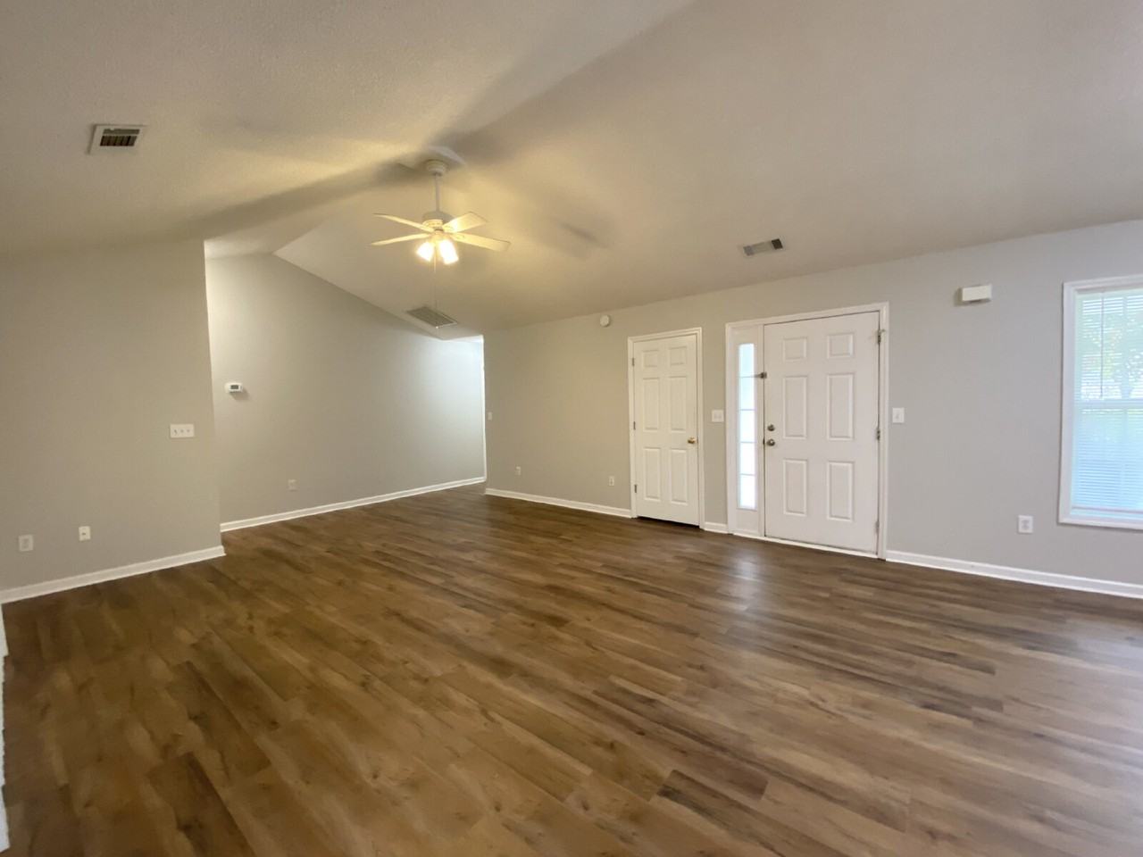 16 Wellington Dr - Photo 5 of 24