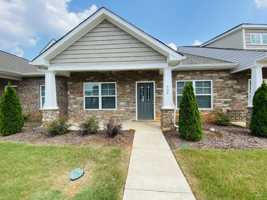 featured image of 408 Edgebrook Dr