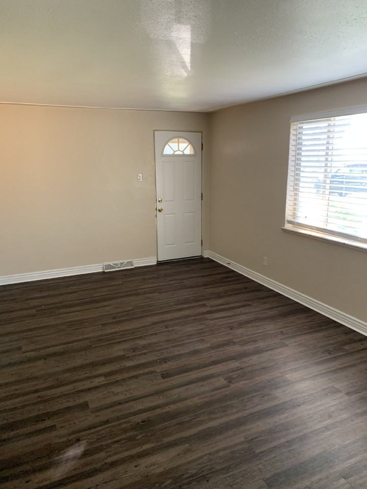 4831 Ames St - Photo 3 of 13