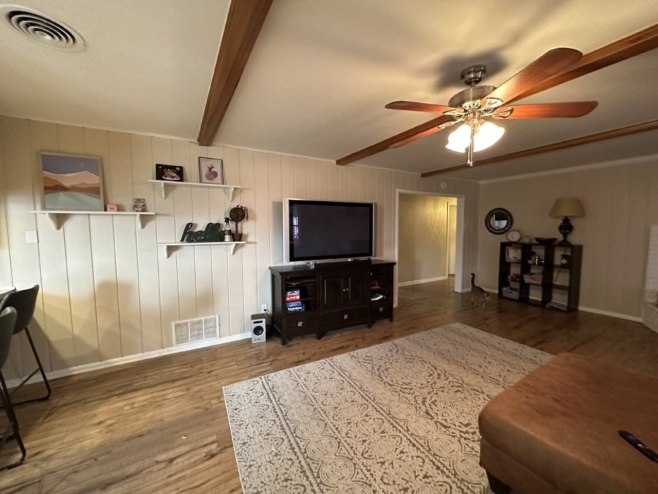 3011 55th St - Photo 2 of 25