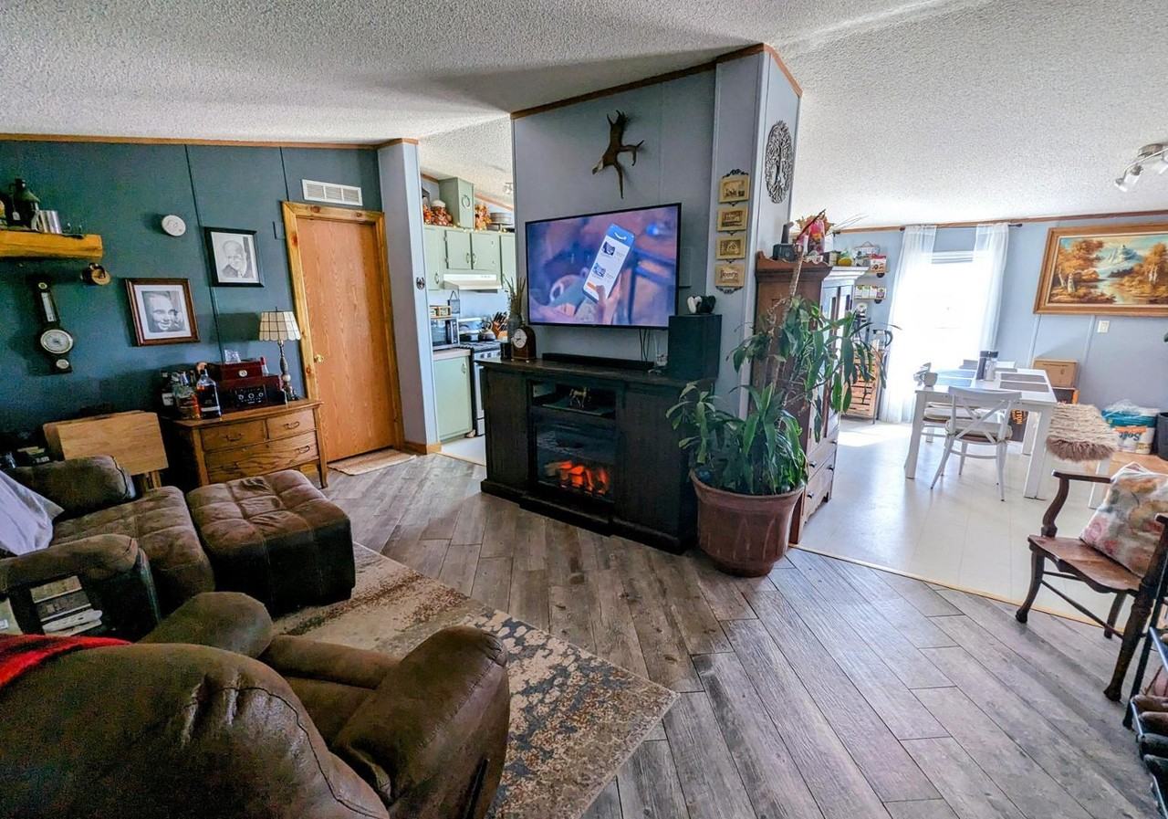 23580 Murphy Rd - Photo 5 of 13