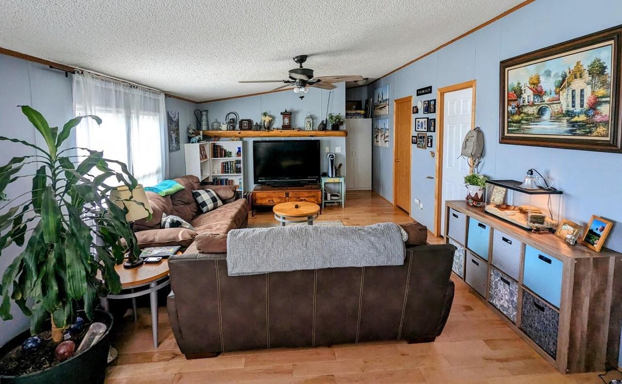 23580 Murphy Rd - Photo 6 of 13