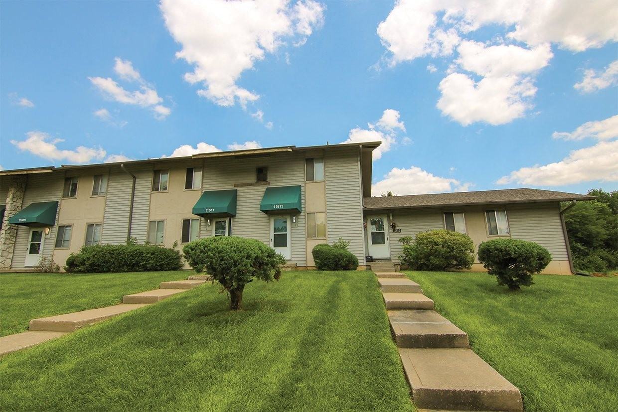 Gatehouse Apartments - Photo 5 of 23