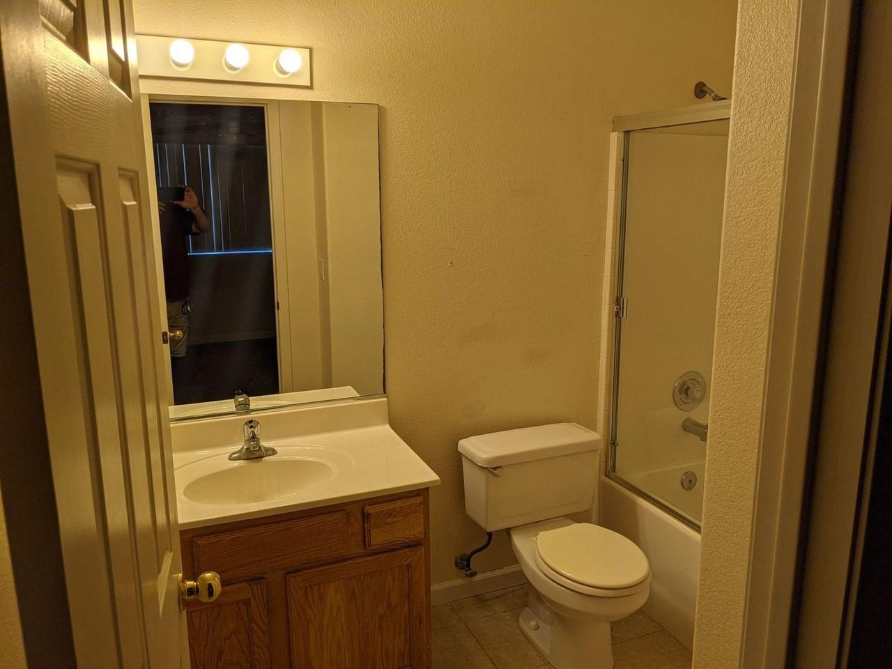 9826 S Needles Dr - Photo 7 of 11