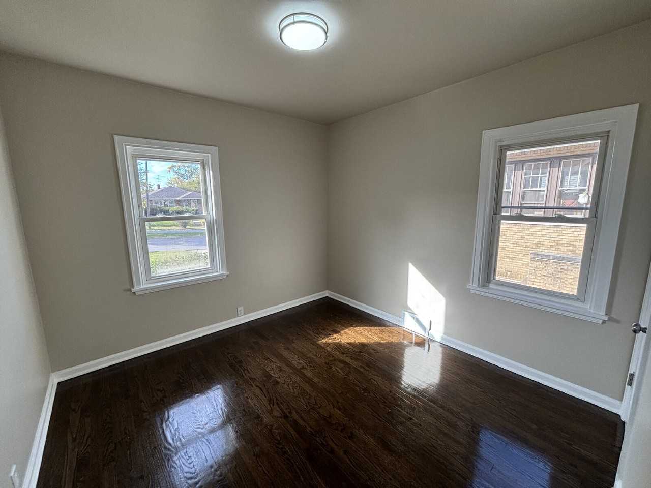 3637 Monroe St - Photo 3 of 14