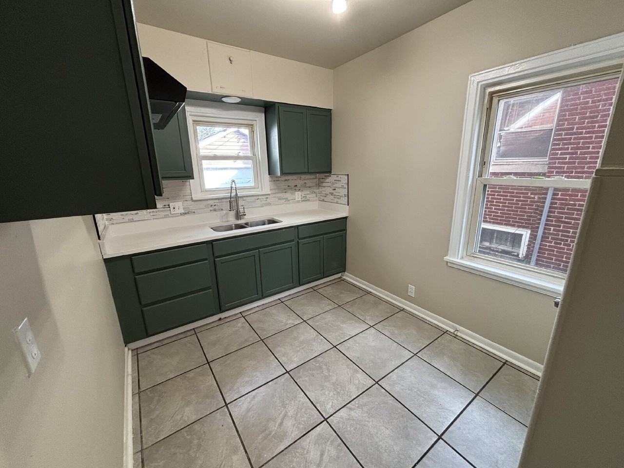 3637 Monroe St - Photo 5 of 14