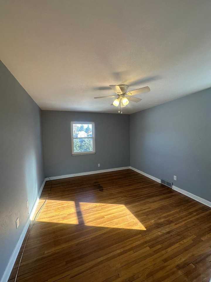 3926 Indian Rd #4 - Photo 6 of 12