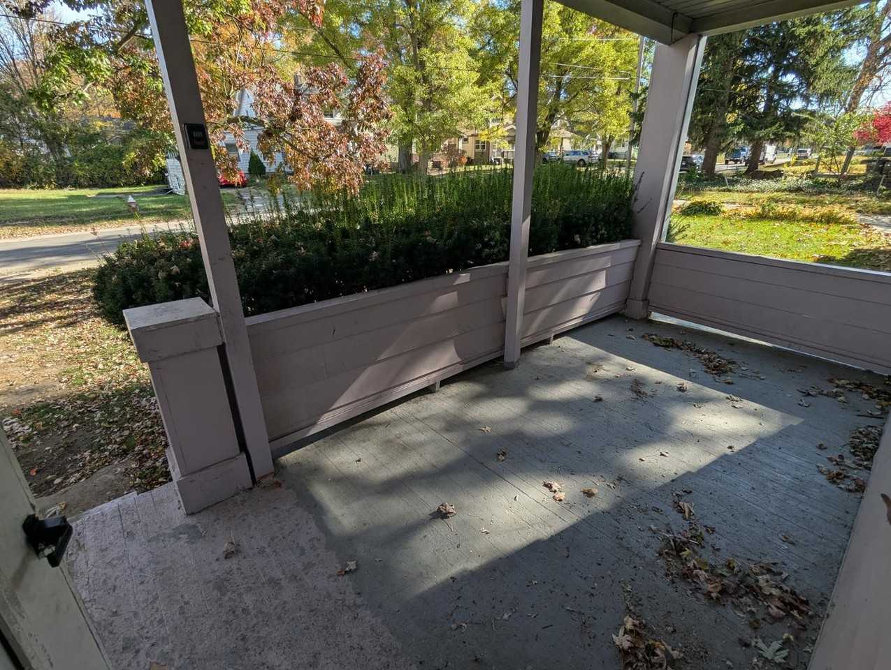 3535 Homewood Ave - Photo 2 of 9