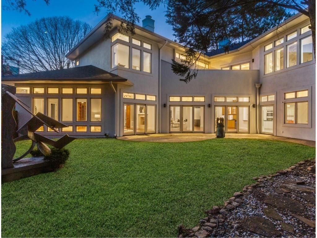 35 Robin Hood Rd Ne - Photo 2 of 40