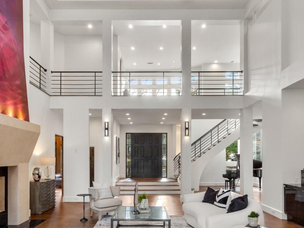 35 Robin Hood Rd Ne - Photo 4 of 40