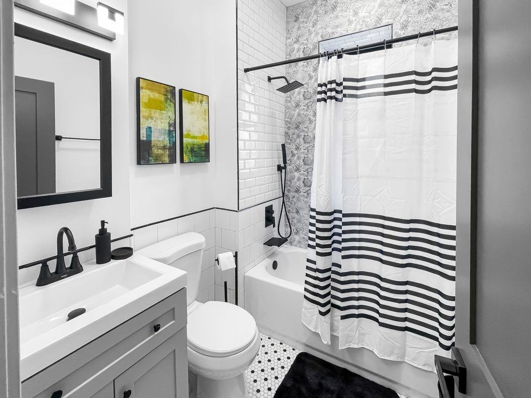 1428 Madison Ave - Photo 6 of 8