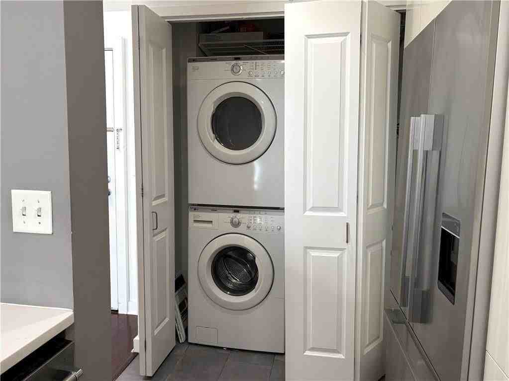 3338 Peachtree Rd - Photo 5 of 29