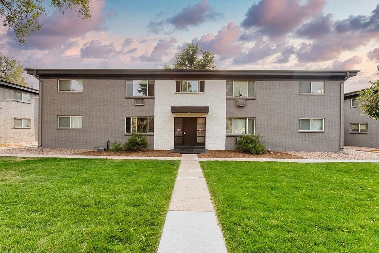 OAK NORTH APTS - Photo 3 of 50