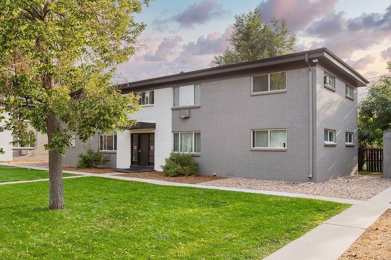 OAK NORTH APTS - Photo 6 of 50