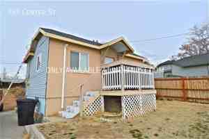 featured image of 393 Center St